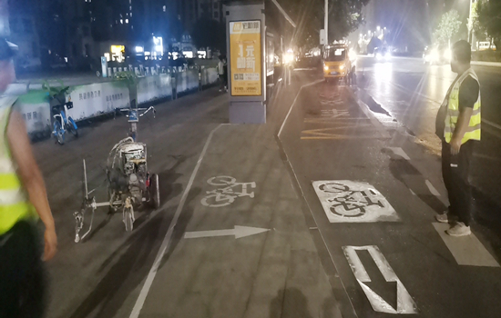 北京道路劃線,拆除清運,路基開挖,交通設(shè)施,北京軒溪谷商貿(mào)有限公司