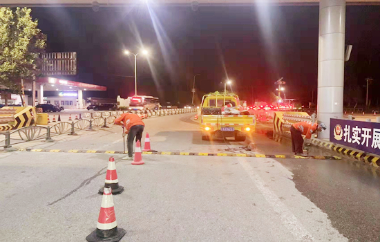 北京道路劃線,拆除清運,路基開挖,交通設(shè)施,北京軒溪谷商貿(mào)有限公司